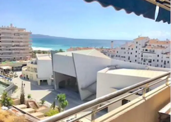 Marina Banus Center Puerto Banus